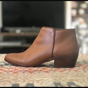 Sam Edelman ‘Petty’ Chelsea Boot in saddle leather